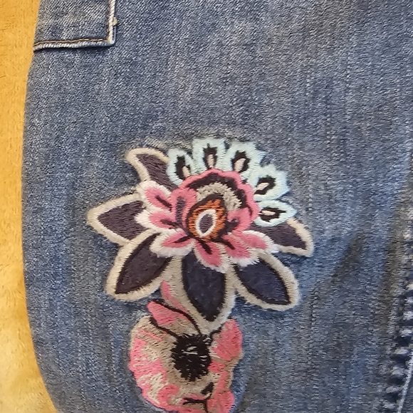 For the Republic Denim patches straight skinny leg size 8/28 ✨️Pre-owned - Picture 2 of 10
